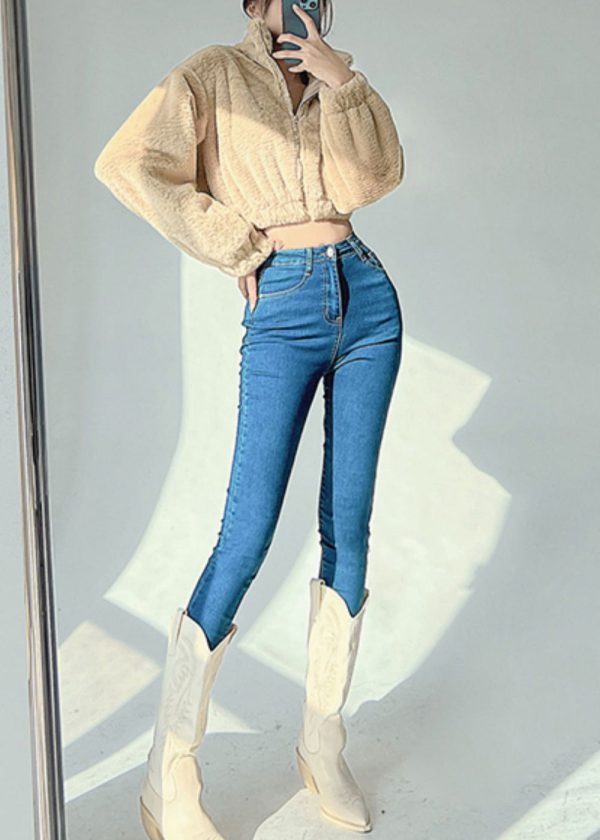 Art Blue Butt Scrunch Denim Capri Athletic Leggings - Image 4