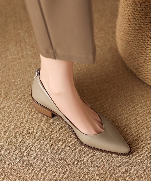 Beautiful Chunky Heel Beige Cowhide Leather Pointed Toe - Image 4