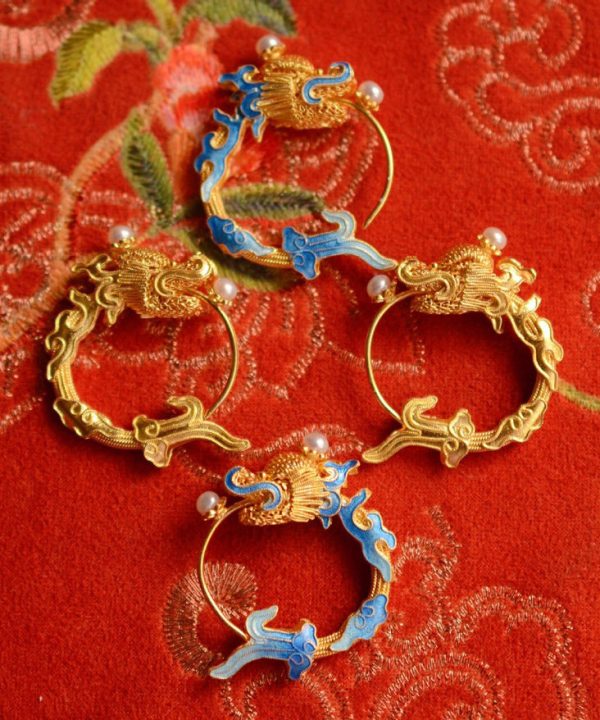 Chic Gold Copper Overgild Pearl Enamel Drago Hoop Earrings - Image 3