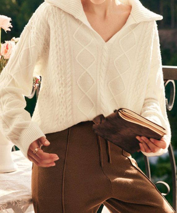 Italian Apricot V Neck Cable Knit Pullover Spring