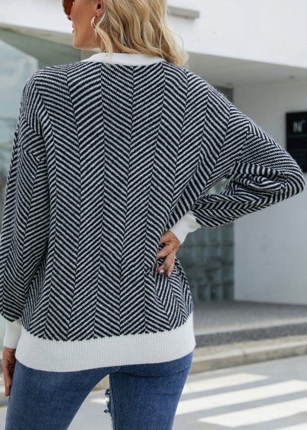 Loose Black O-Neck Striped Cozy Knit Sweater Spring - Image 5