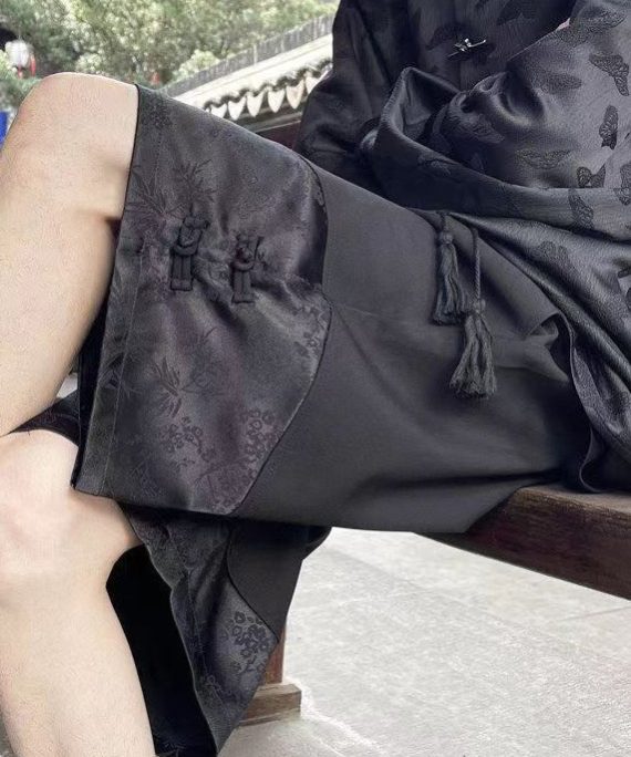 Loose Black Pockets Lace Up Solid Ice Silk Mens Shorts Summer