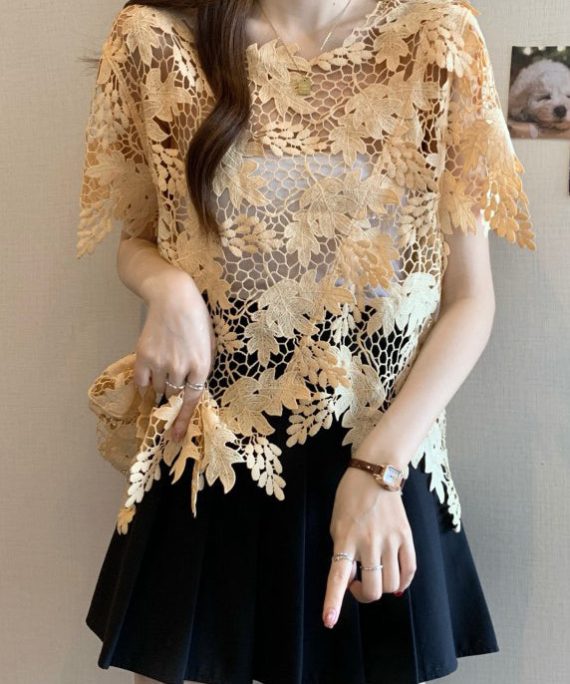 Loose Caramel O-Neck Asymmetrical Lace Top Short Sleeve