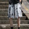 Loose White Pockets Print Ice Silk Mens Shorts Summer