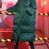 Luxury green winter parkas Loose fitting snow jackets winter hooded zippered coats