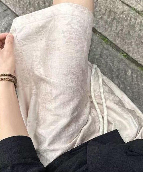 Modern Beige Pockets Elastic Waist Linen Thin Mens Shorts Summer