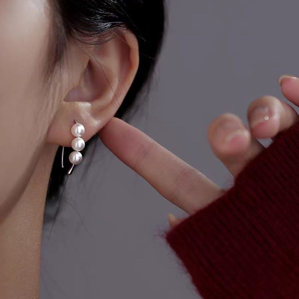 Simple Silk Sterling Silver Pearl Hoop Earrings - Image 3