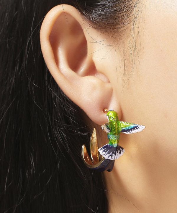 Stylish Green Bird Metal Women's Hoop Earrings - Image 2